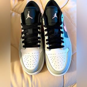 Brand new never worn or tried on Air Jordan 1 low